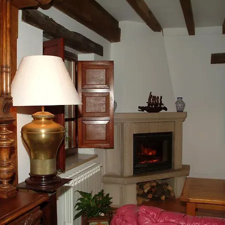 بيت ريفي El Somante (adults Only)